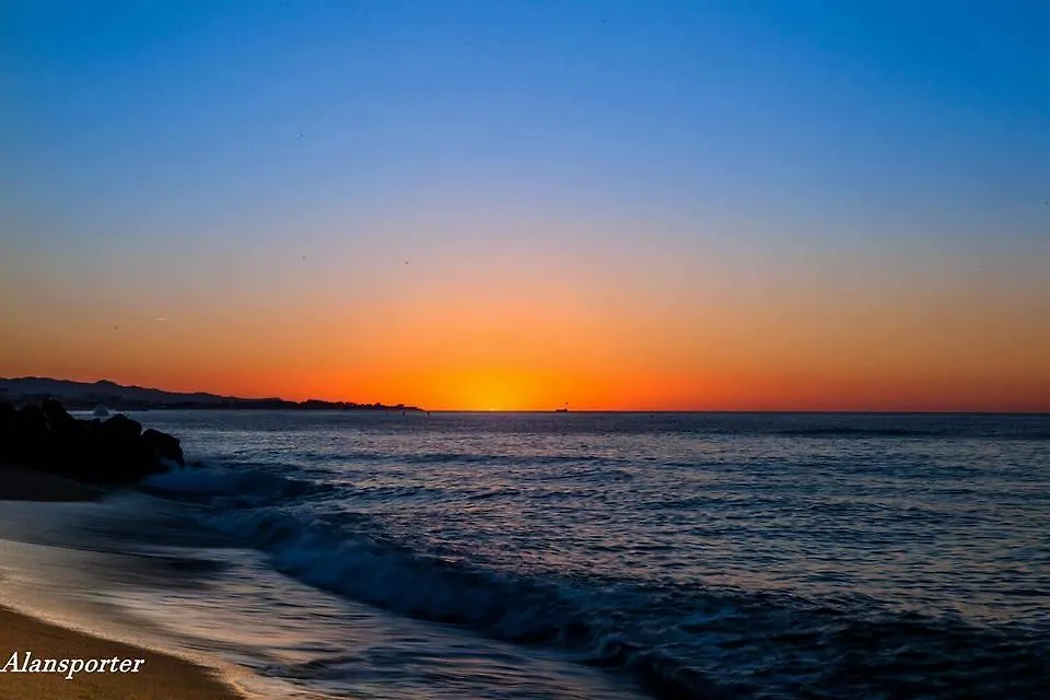 Camping El Pinar Platja Santa Susanna Campsite