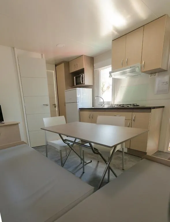 Camping El Pinar Platja Santa Susanna